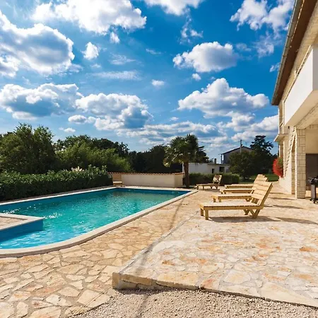 2 Bedroom Amazing In