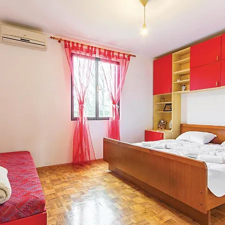 2 Bedroom Amazing In Apartment *